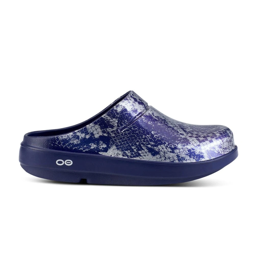 'OOFOS' Women's OOcloog Clog Limited Edition - Navy / Silver Snake 3 'OOFOS' Women's OOcloog Clog Limited Edition - Navy / Silver Snake