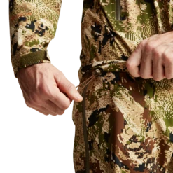 'Sitka' Men's Dew Point Jacket - Optifade Subalpine -Best Sportswear Store Img SITKA BG 2021 50254 SA Mens Dew Point Jacket Optifade Subalpine 1000p Studio 0759 1024x1024@2x